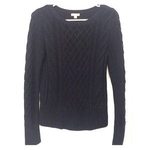 Gap sweater
